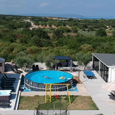 Palmira * Ližnjan